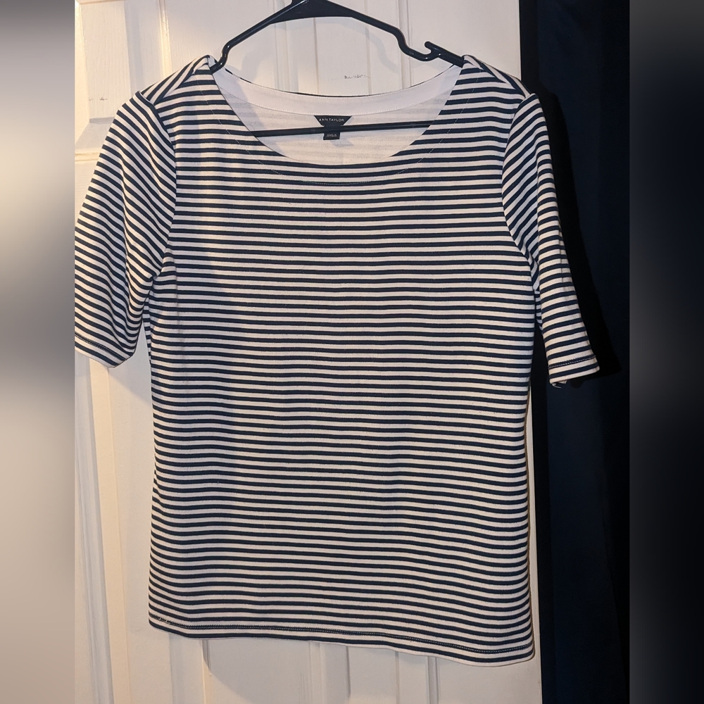 Ann Taylor B&W striped shirt size small